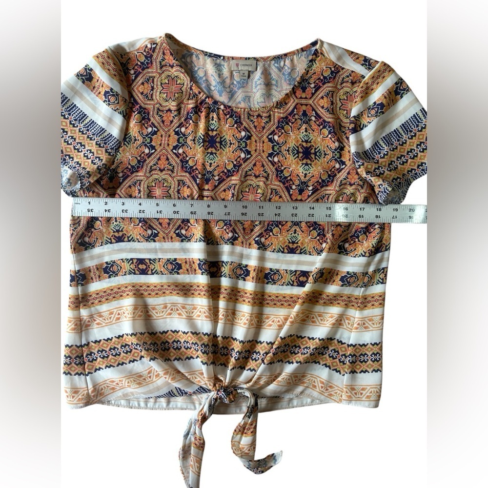 Cremieux Short Sleeve, Tie Front Blouse, Size Medium, Lightweight, Worn Once - Picture 3 of 8